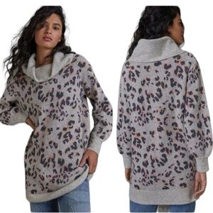 Anthropologie Emmy Cowl Neck Tunic Sweater Cozy Winter Size Large animal print